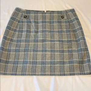 Banana Republic wool/polyester blend plaid skirt